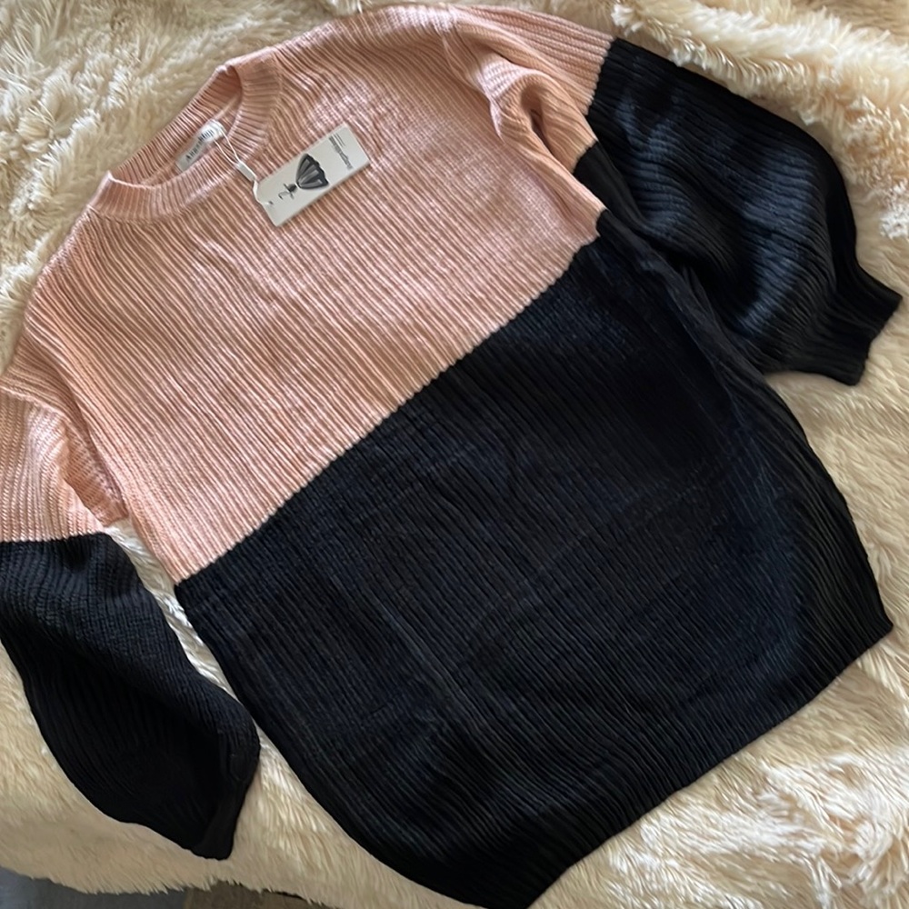 Black & dusty pink color block sweater size large